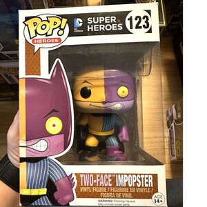 Funko Pop! Vinyl: DC Universe Super Heroes Two-Face Impopster #123
